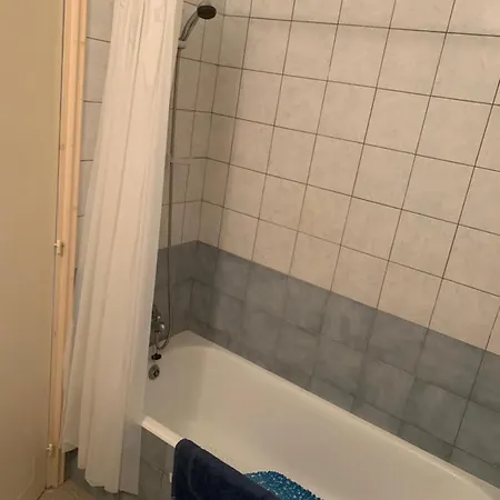 Desire Gardens Townhouse F5 * Πέγεια