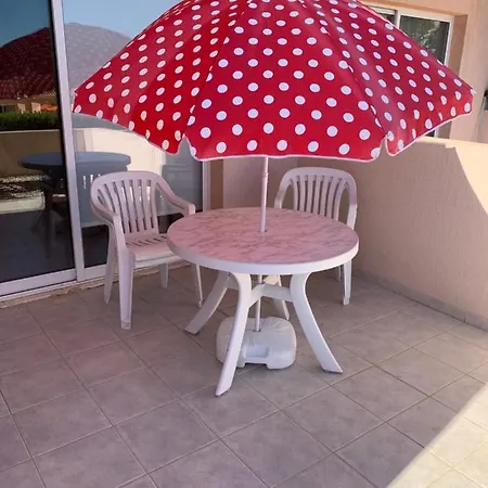 Case de vacanță Desire Gardens Townhouse F5